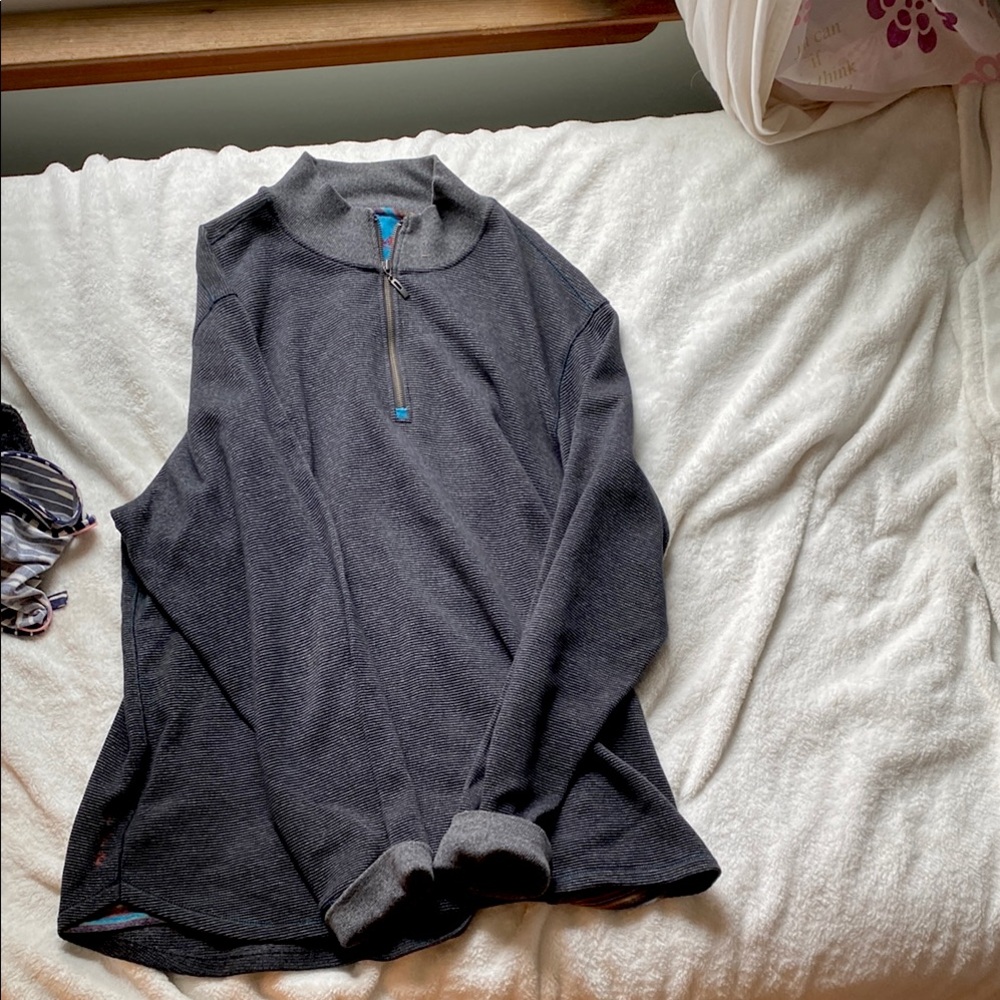 Robert graham mens  quarter zip grey jacket